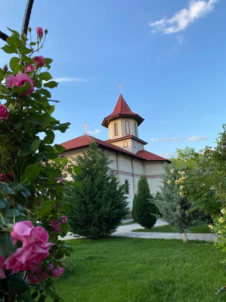 Galerie foto mănăstire 19